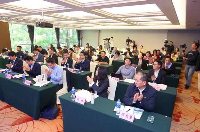 是什么“黑科技”让记者流连忘返？全国30余家主流媒体走进海角社区
